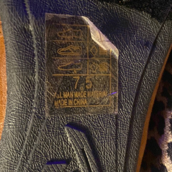 Stringed Boots Brown Suede New Never Worn - Picture 4 of 8